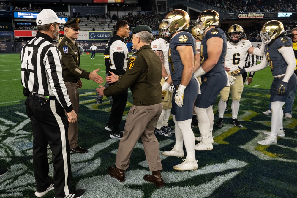 USSOCOM Commander Honorary Captain for &quot;Shamrock Series&quot;