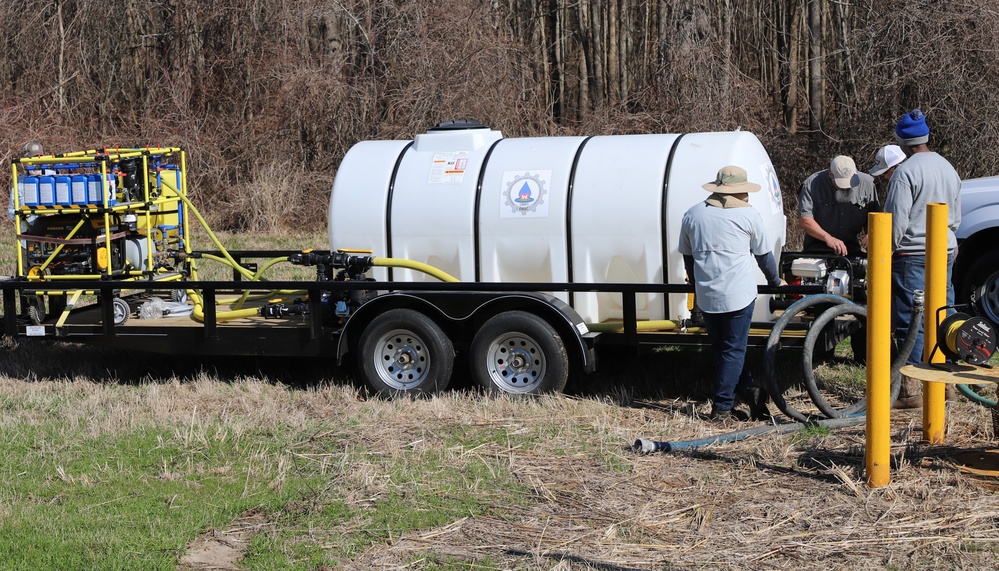 ERDC researchers design, test new mobile treatment for relief wells