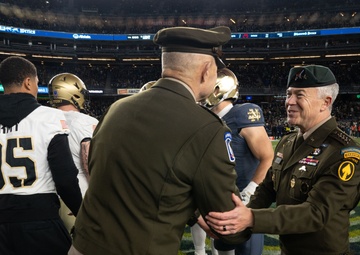 USSOCOM Commander Honorary Captain for &quot;Shamrock Series&quot;