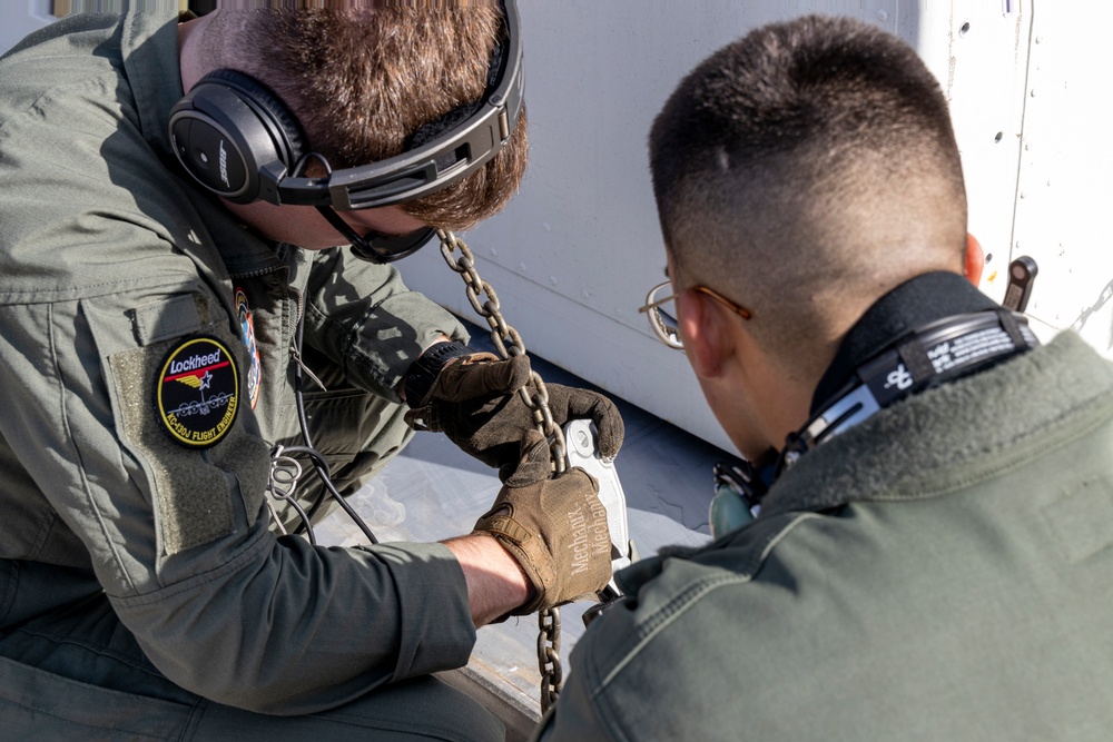 Third and 1st Marine Aircraft Wings work together to relocate F-35 trainer from San Diego to Japan