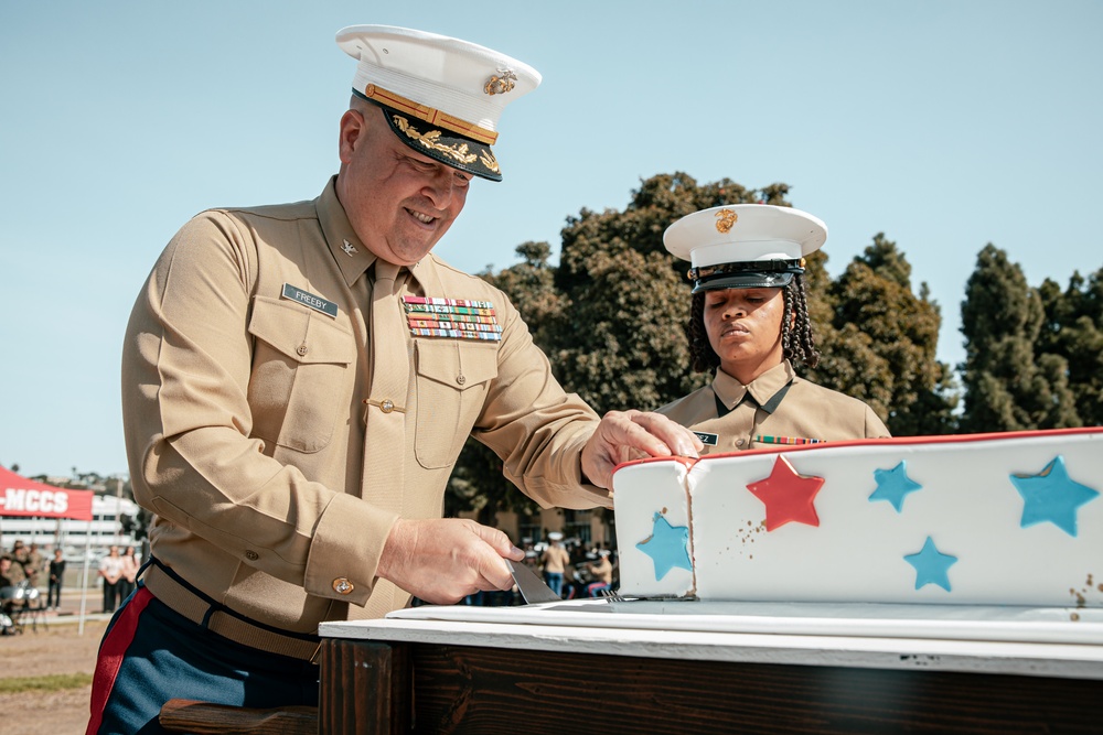 Marine Corps Recruit Depot Cake Cutting Ceremony