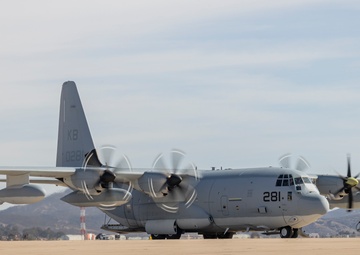 Third and 1st Marine Aircraft Wings work together to relocate F-35 trainer from San Diego to Japan