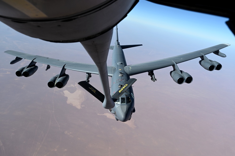 U.S. B-52H, F-15Es conduct patrols in support of OIR