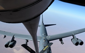 U.S. B-52H, F-15Es conduct patrols in support of OIR