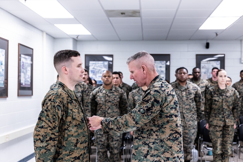 Commandant, Gen. Smith, Visits NAS Meridian