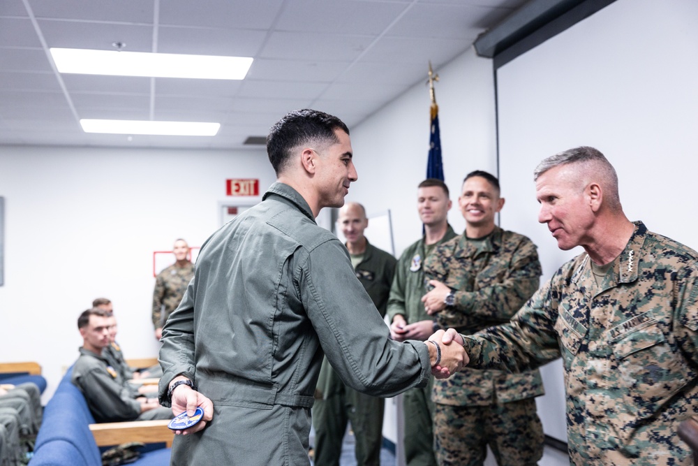 Commandant, Gen. Smith, Visits NAS Meridian