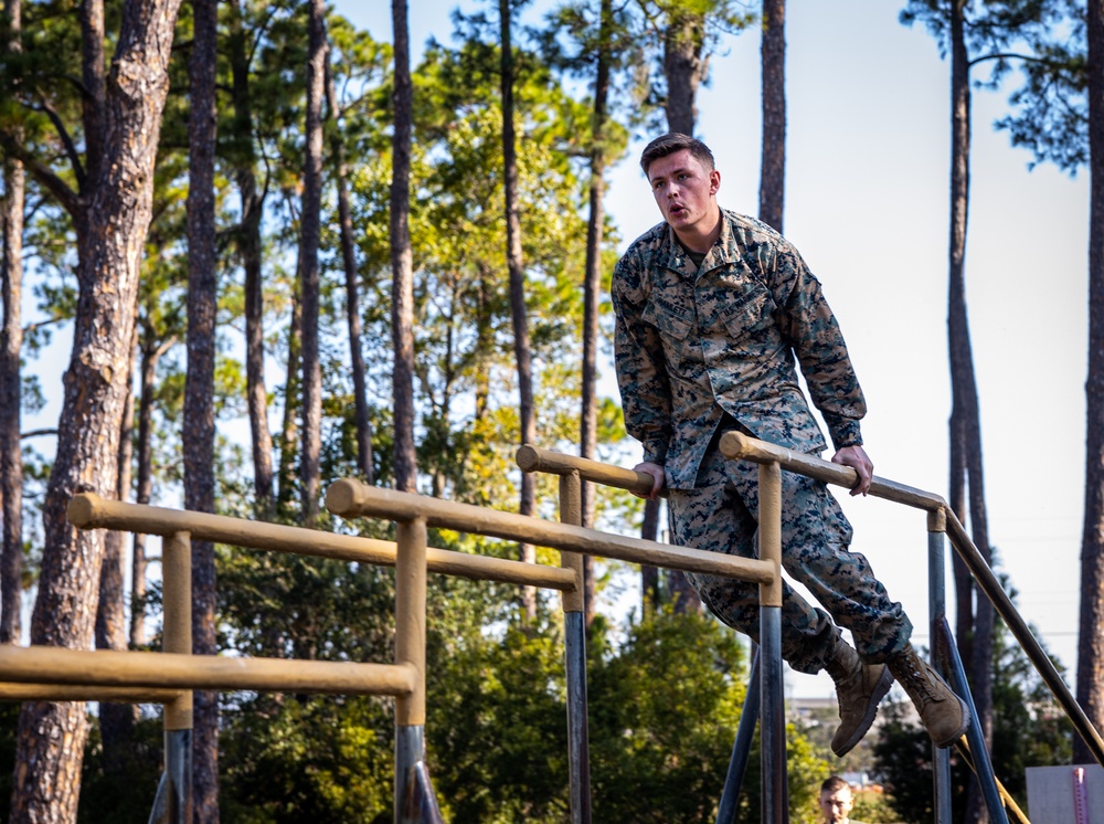 MAG-31 NCOs complete Confidence Course