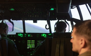 KC-130J Fleet Replacement Detachment utilizes KC-130J simulator