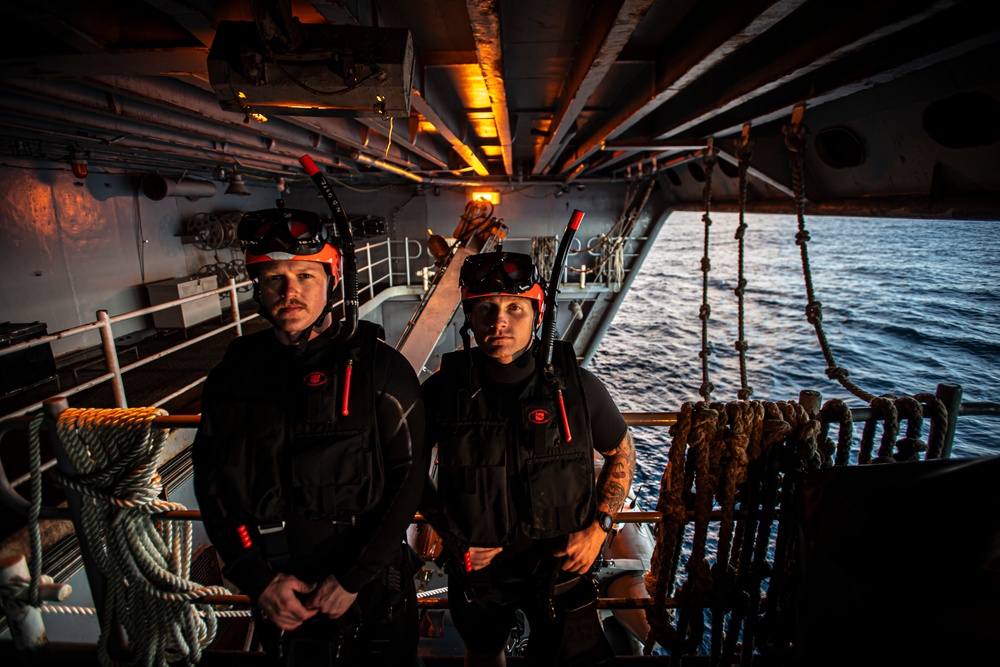 Nimitz Sailors Dress Out in SAR Gear