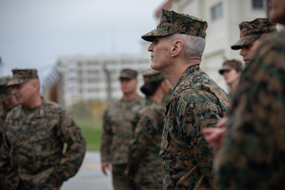 Assistant Commandant of the Marine Corps Visits 3rd Marine Logistics Group