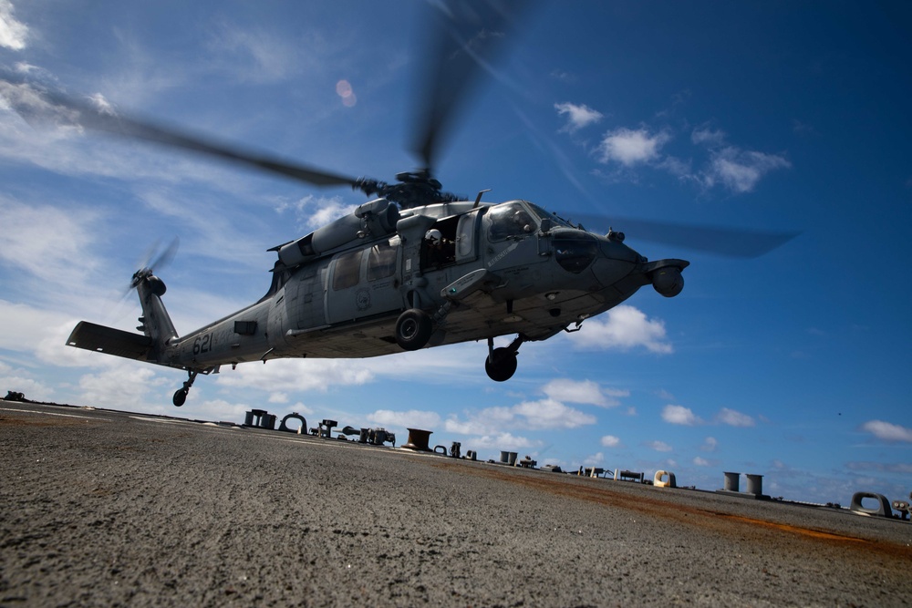 USS Higgins Conducts Flight Operations