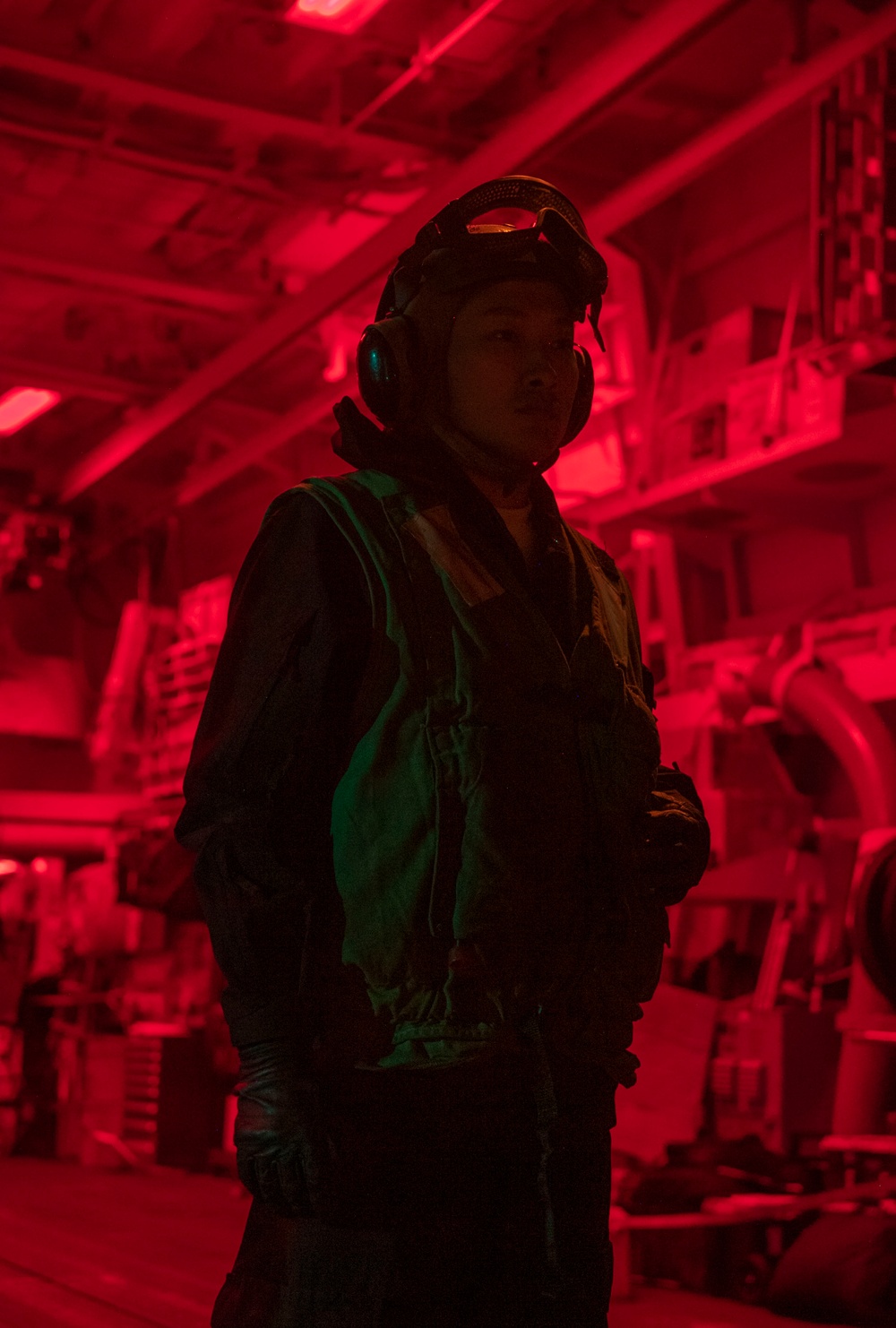 USS Sterett conducts routine operations as part of the Carl Vinson Carrier Strike Group