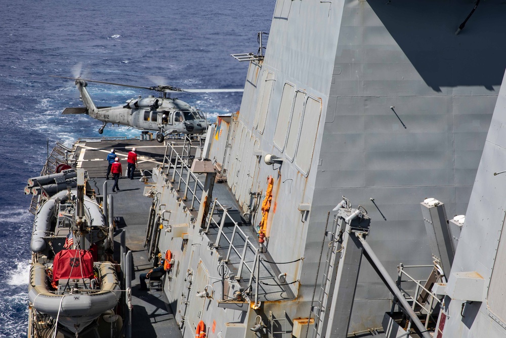 USS Higgins Conducts Flight Operations