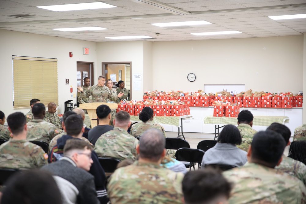 USAG Daegu and 19th ESC Unite to Provide Thanksgiving Support for Soldiers and Families