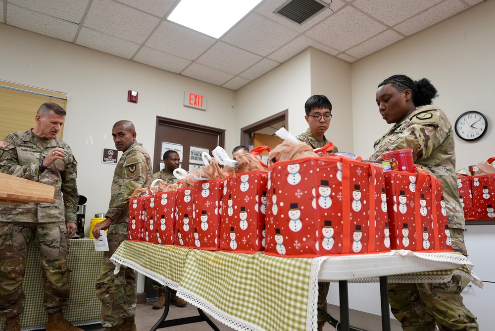 Thanksgiving Presents for Soldiers prepared by USAG DAGUE and 19th ESC