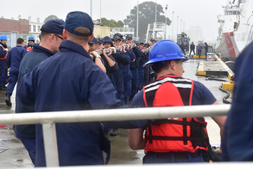 Coast Guard Cutter Munro returns home following contraband offload worth an estimated $440 million interdicted in Eastern Pacific Ocean