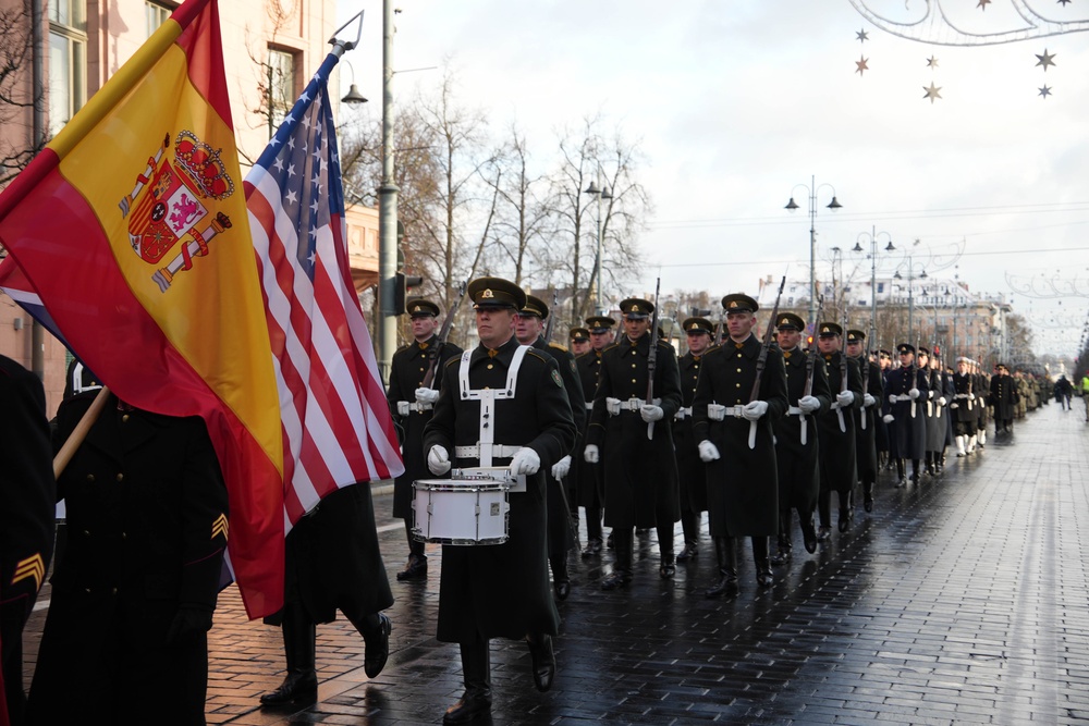 Parade celebrates 20 years in NATO, restoration of the Lithuanian Armed Forces.