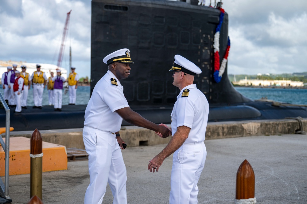 USS Minnesota Arrives in Guam