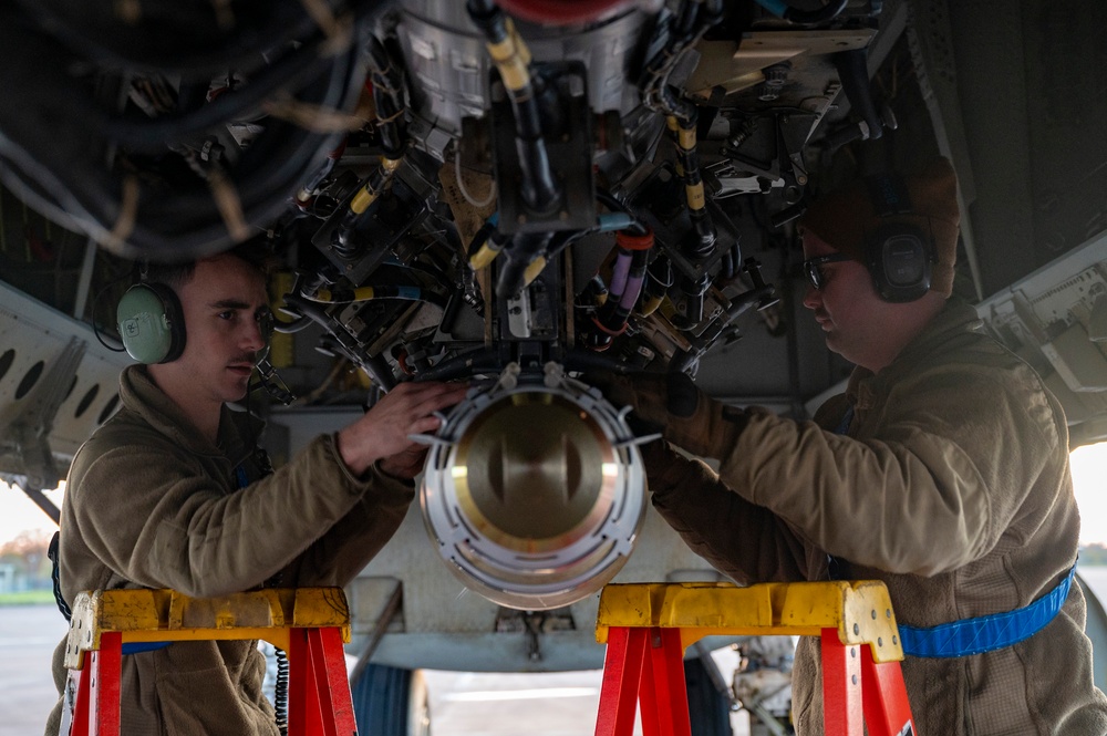 20EBS Airmen load weapons for BTF missions