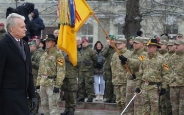 Parade celebrates 20 years in NATO, restoration of the Lithuanian Armed Forces