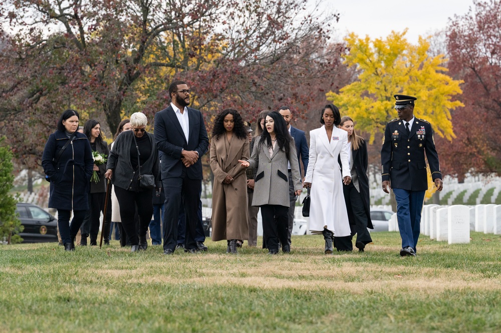 USO Visit to ANC Pays Respect to 6888th Central Postal Battalion