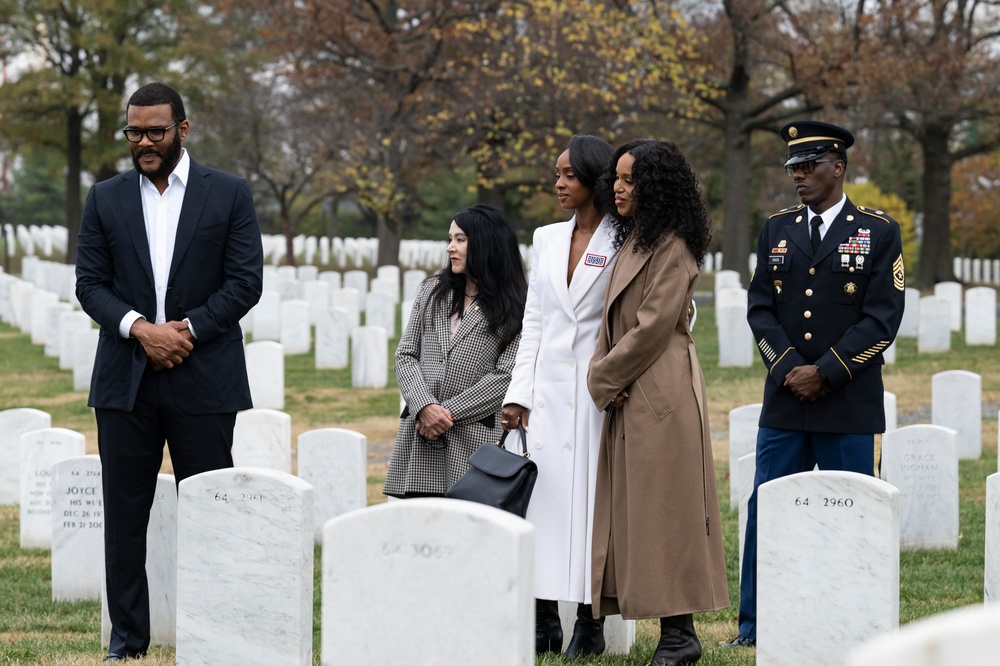 USO Visit to ANC Pays Respect to 6888th Central Postal Battalion