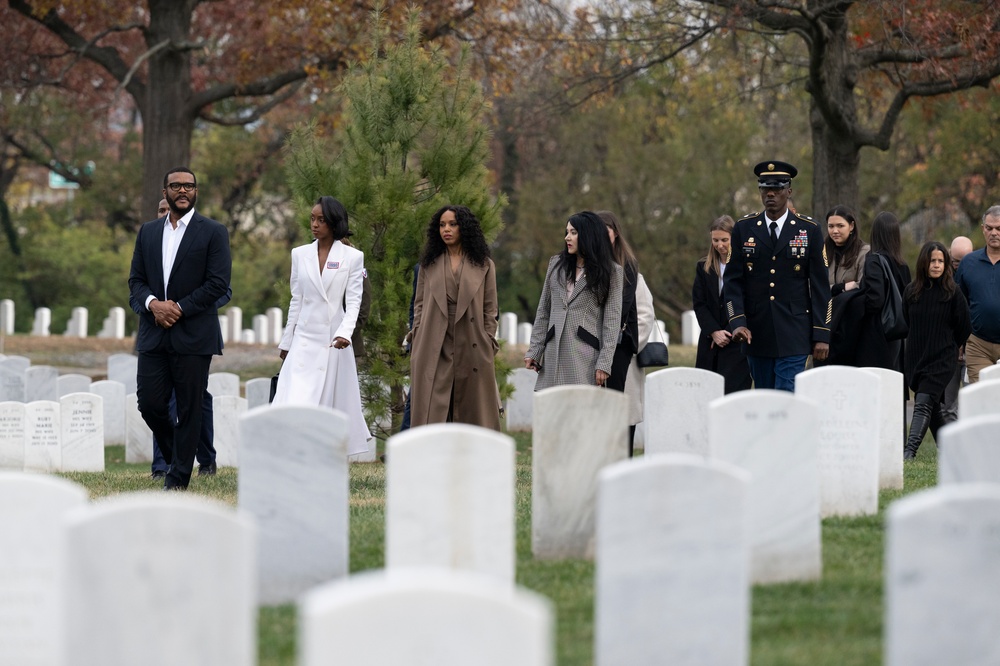 USO Visit to ANC Pays Respect to 6888th Central Postal Battalion