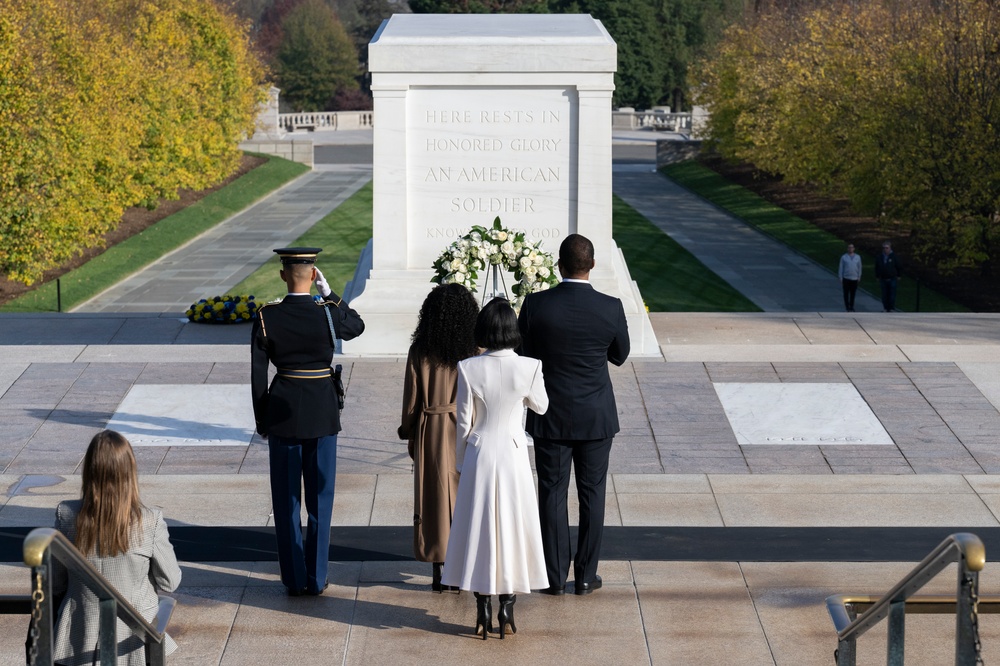 USO Visit to ANC Pays Respect to 6888th Central Postal Battalion