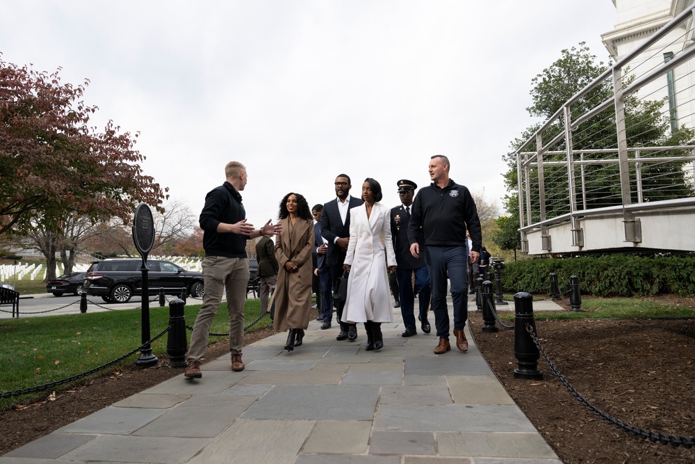 USO Visit to ANC Pays Respect to 6888th Central Postal Battalion