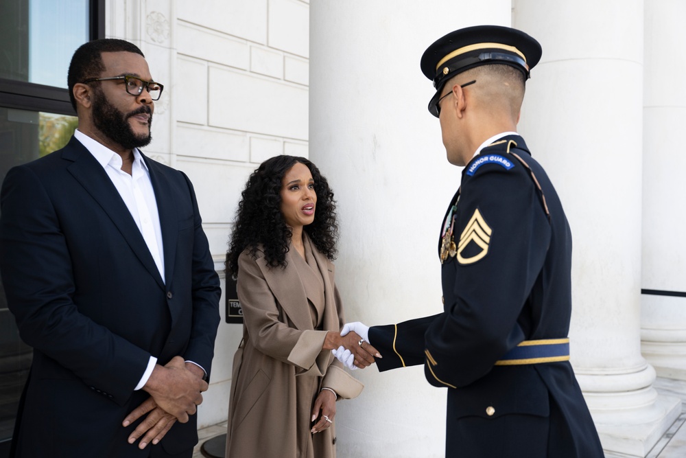 USO Visit to ANC Pays Respect to 6888th Central Postal Battalion