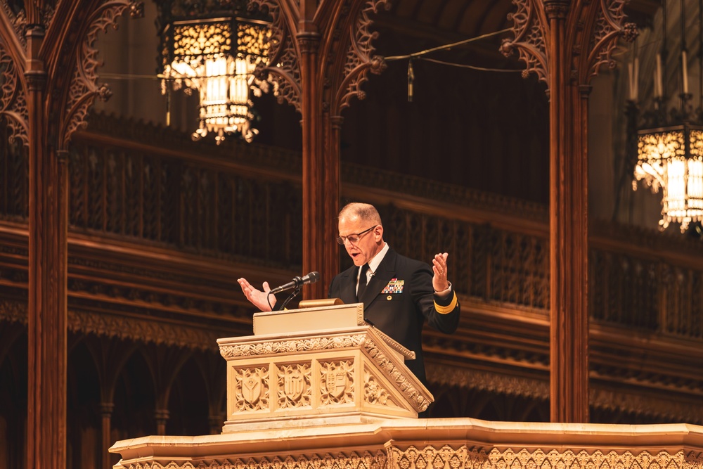 Commandant, Gen. Smith, Attends Birthday Worship Service