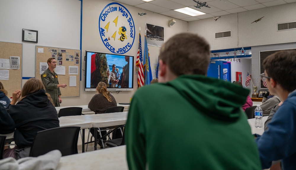 Okies Visit Choctaw HS AFJROTC Program