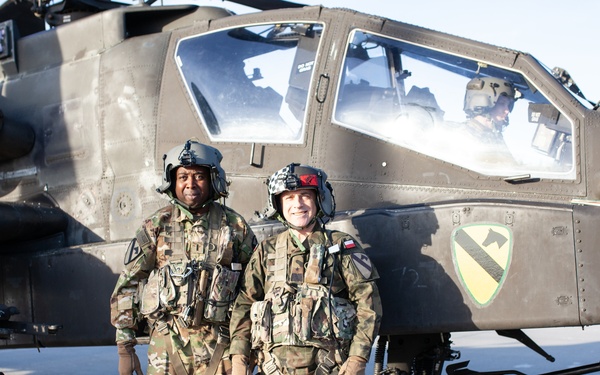 First Team deputy commanding general attends Apache familiarization flight