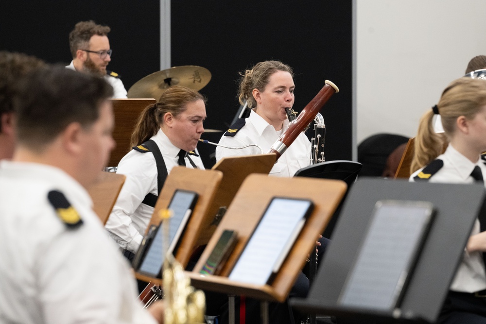 Navy vocalist strengthens ties with allies through music