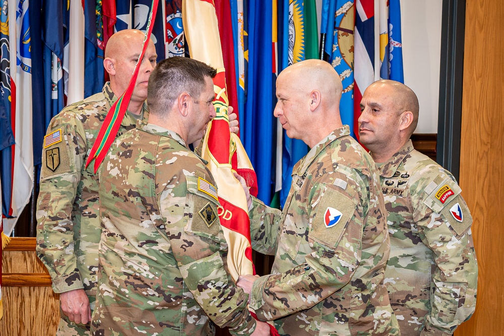 U.S. Army Garrison Fort Leonard Wood bids farewell to Castleberry, welcomes Dodd during ceremony