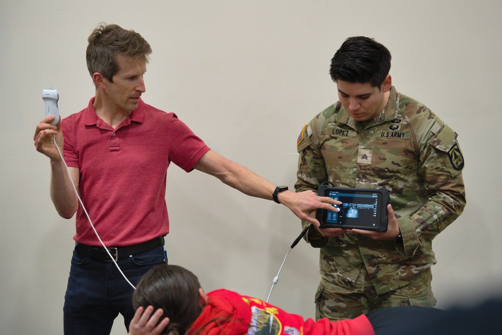 WRAIR-West hosts training in new project to identify prevalent tendon injuries before they occur