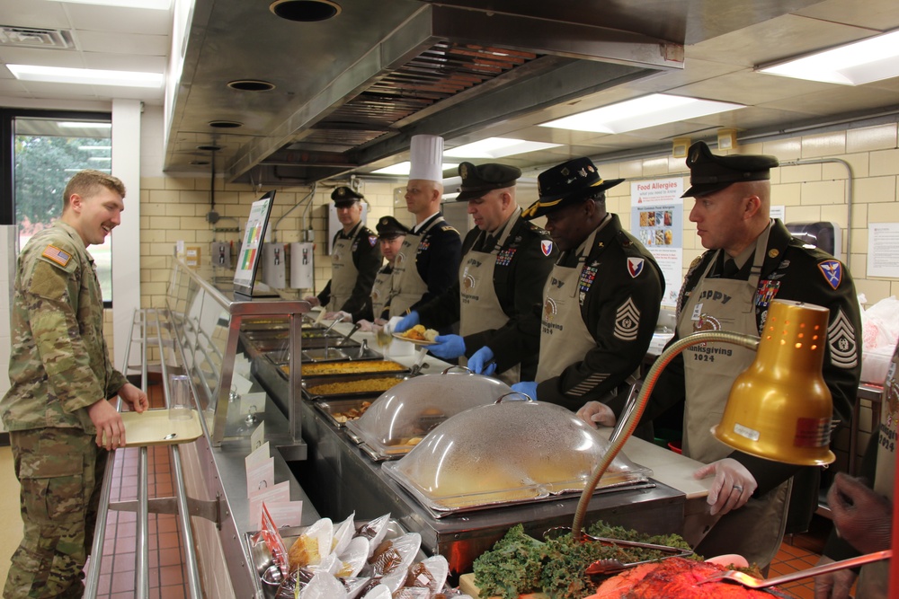 Command Serves Thanksgiving