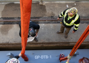Out with the old, in with the new: Bulkhead gates at Gavins Point Dam replaced for the first time