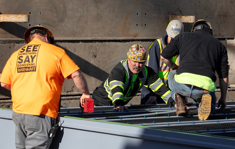 Out with the old, in with the new: Bulkhead gates at Gavins Point Dam replaced for the first time