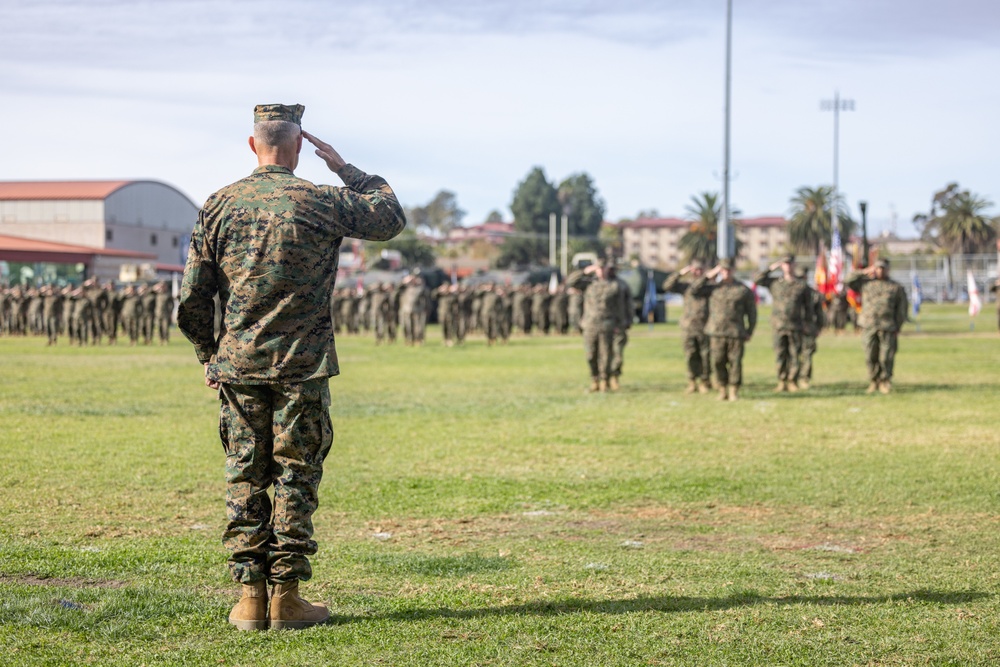 1st MARDIV holds change of command ceremony