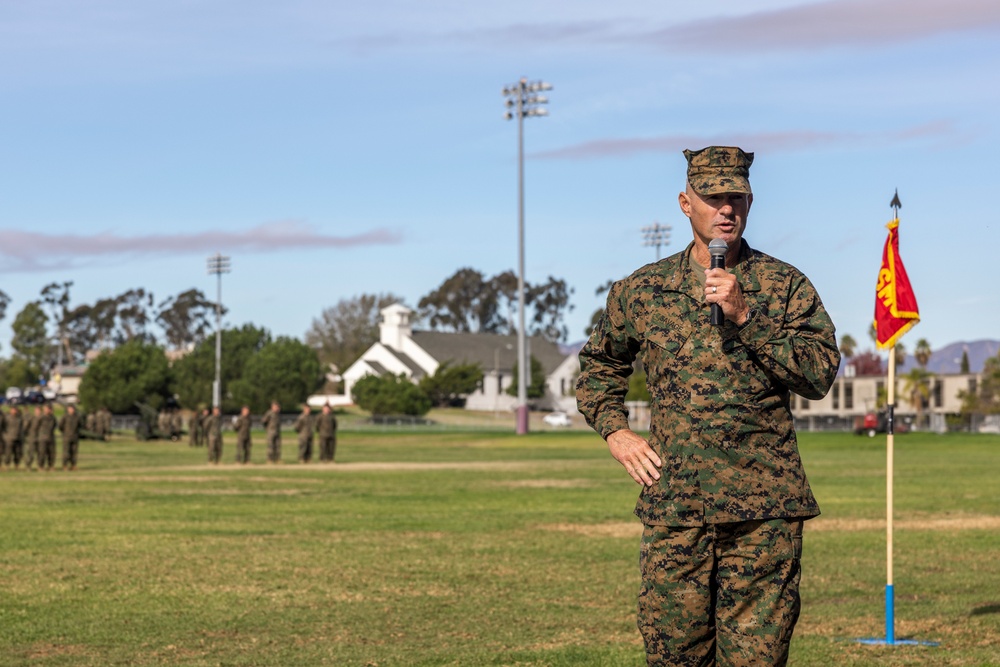 1st MARDIV holds change of command ceremony