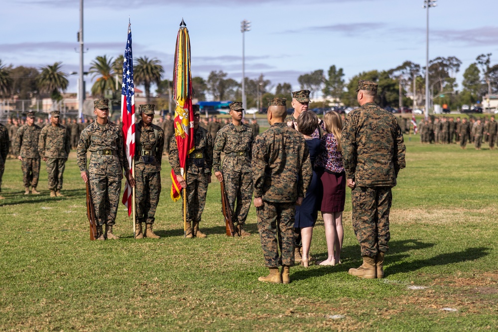 1st MARDIV holds change of command ceremony