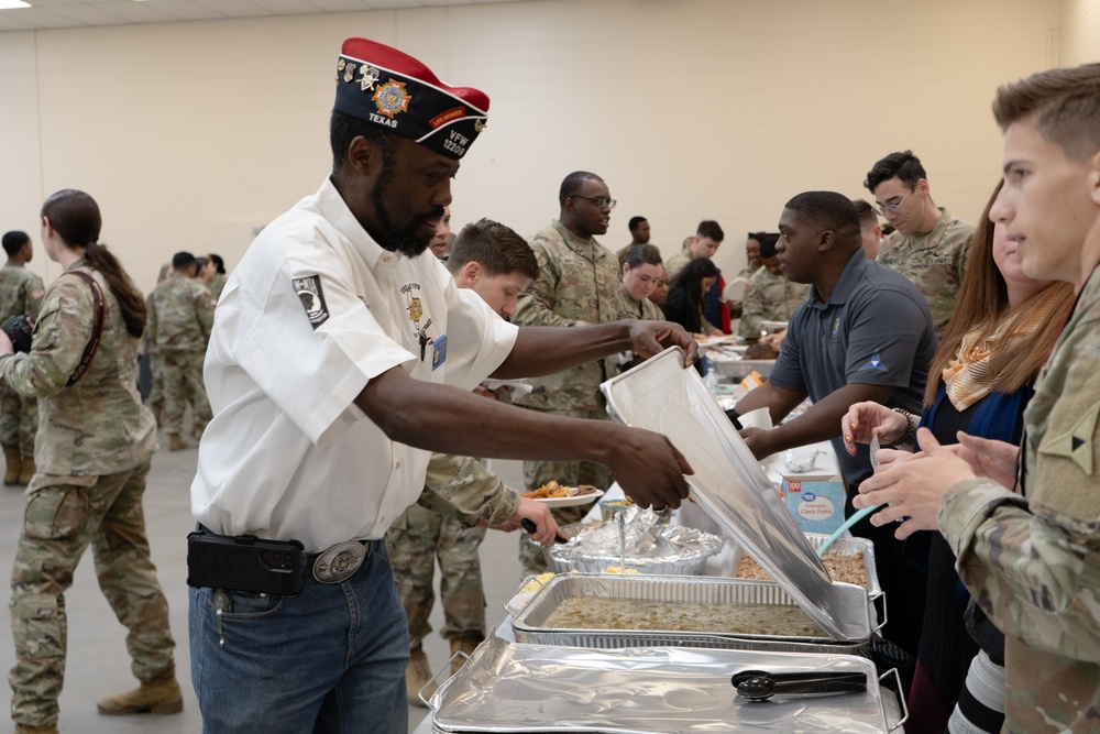 III Armored Corps, HHBn Thanksgiving Potluck