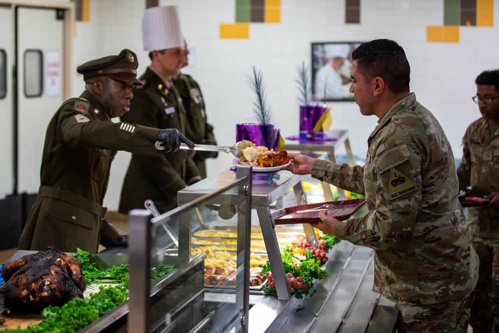 1AD Celebrates Thanksgiving at Fort Bliss