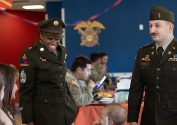 1AD Celebrates Thanksgiving at Fort Bliss