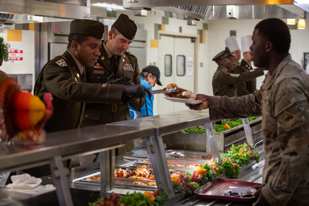 1AD Celebrates Thanksgiving at Fort Bliss