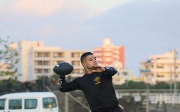 1st Maw Marines play annual Turkey Bowl game