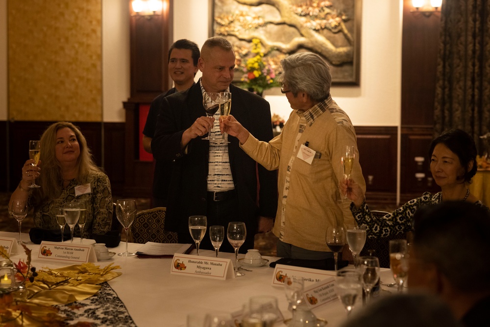 1st MAW leadership hosts bilateral Thanksgiving dinner with JSDF and civilian leaders