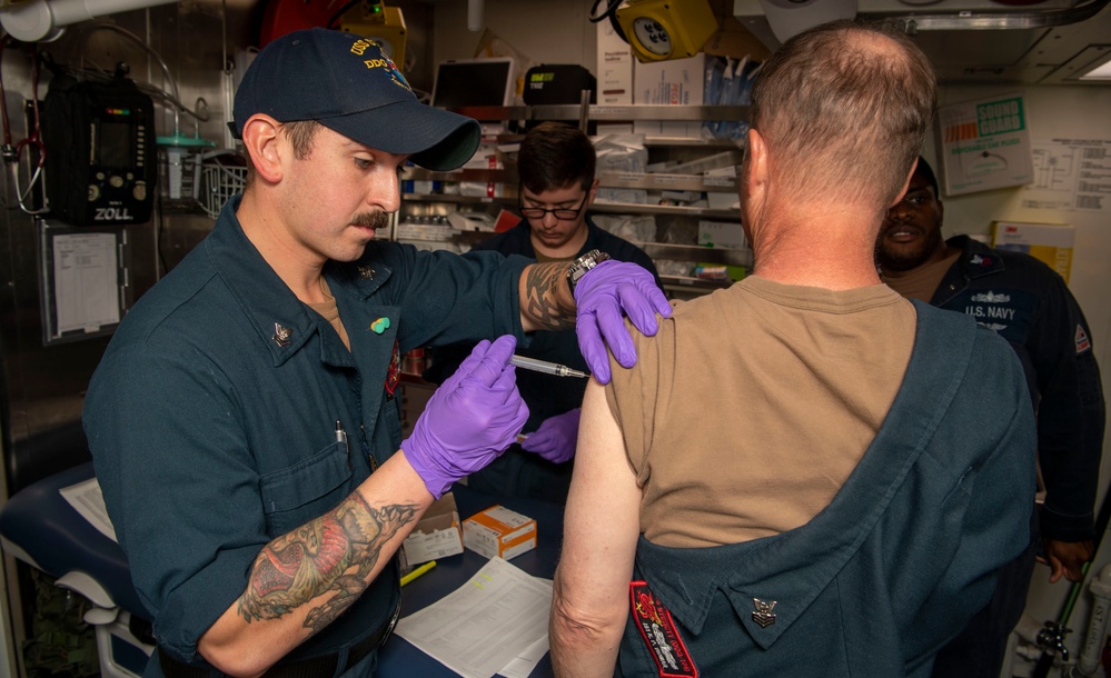 USS Sterett conducts routine operations as part of the Carl Vinson Carrier Strike Group