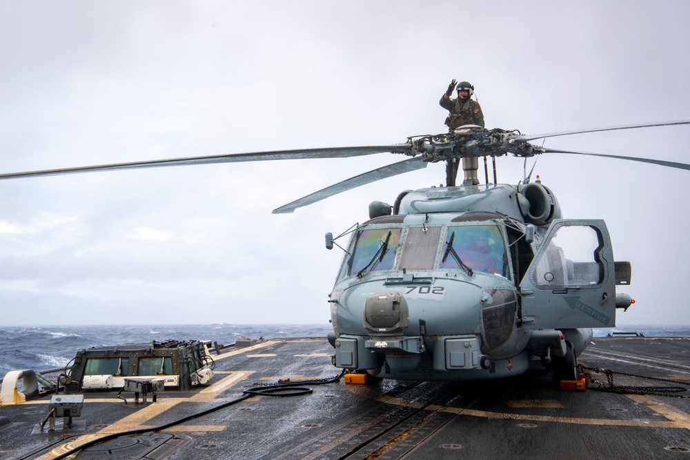 USS Sterett conducts routine operations as part of the Carl Vinson Carrier Strike Group